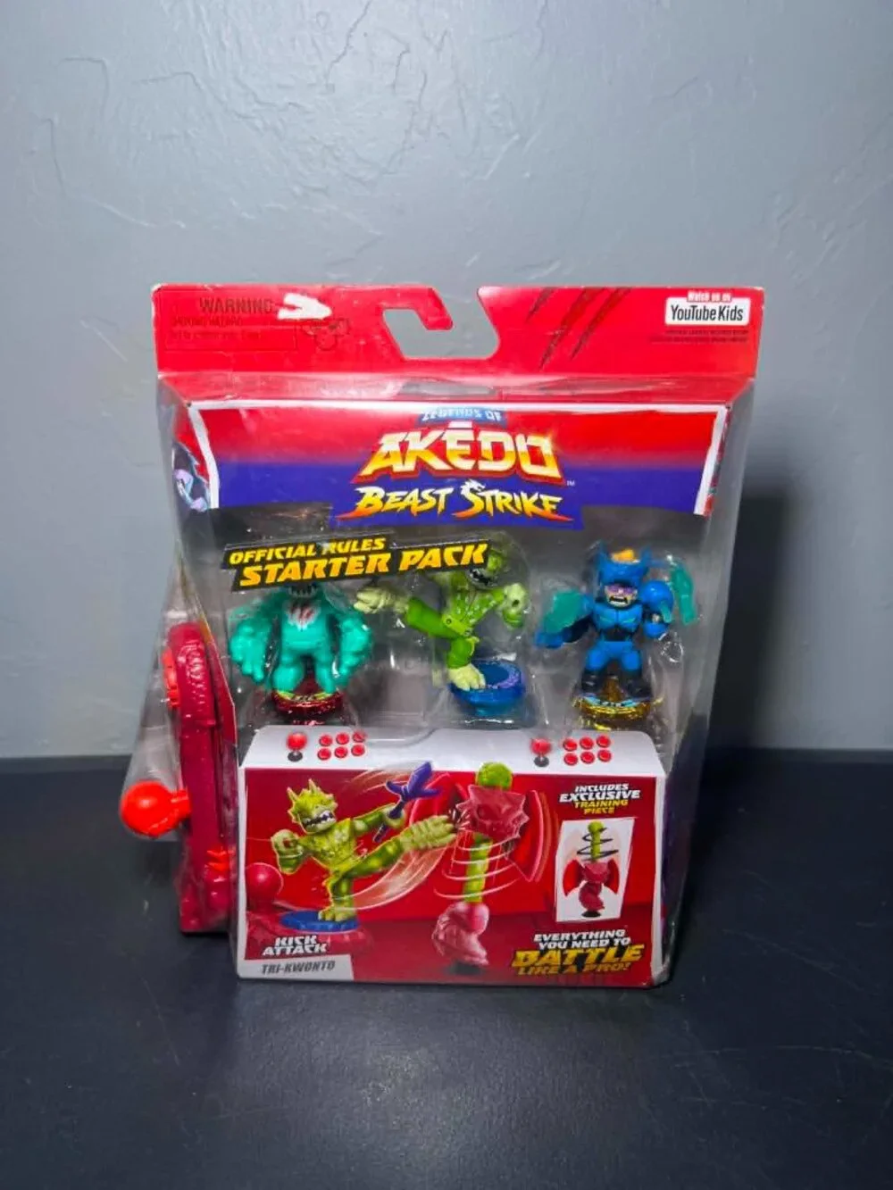 Brand New Legends of Akedo Beast Strike Starter Pack.
